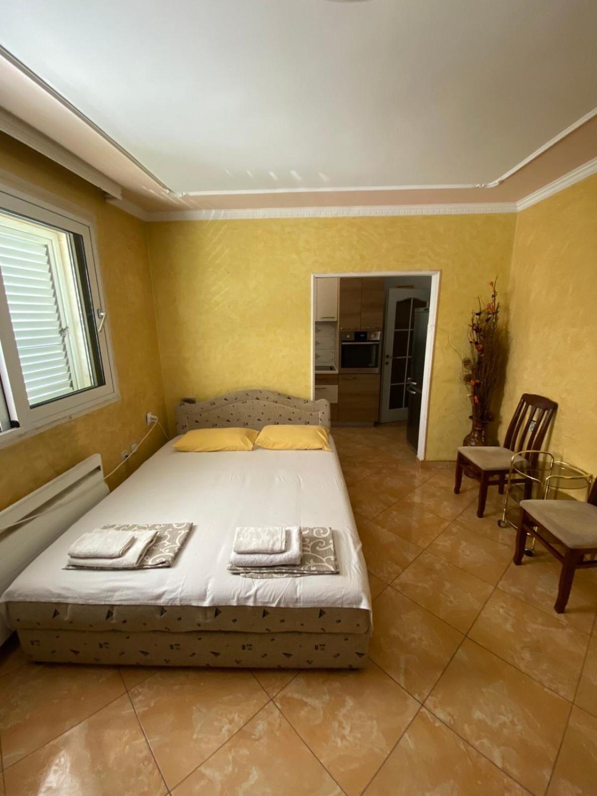 Centar Milena Apartmani Budva Habitación foto
